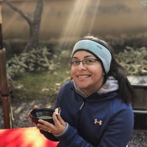 Meet your Posher, Cynthia